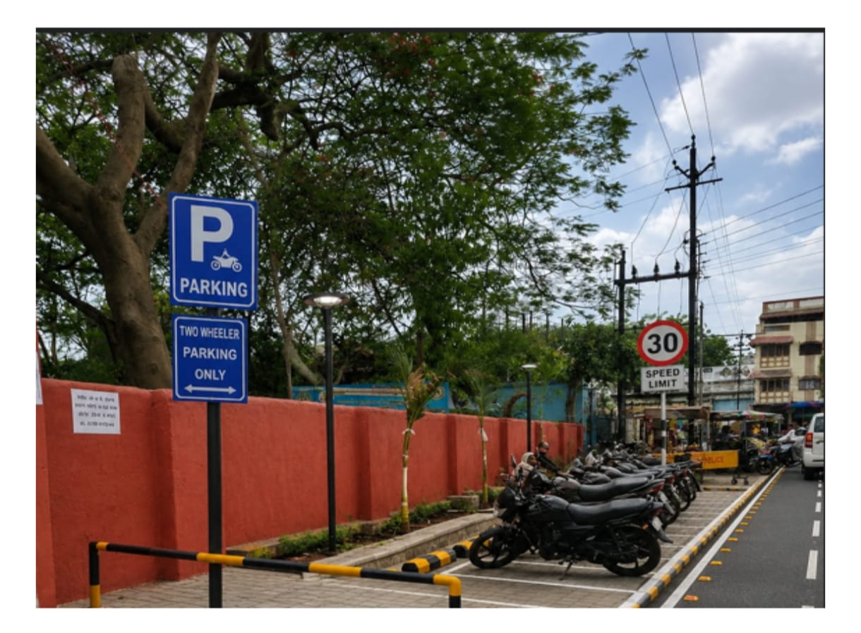 Gandhi Choraha Two-Wheeler Parking Space
